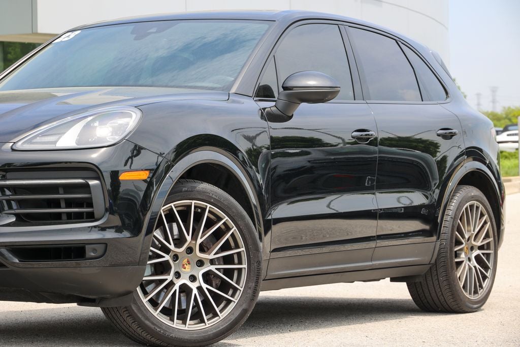 2023 Porsche Cayenne Base