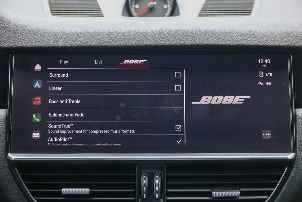 2023 Porsche Cayenne Base