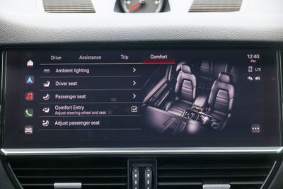 2023 Porsche Cayenne Base