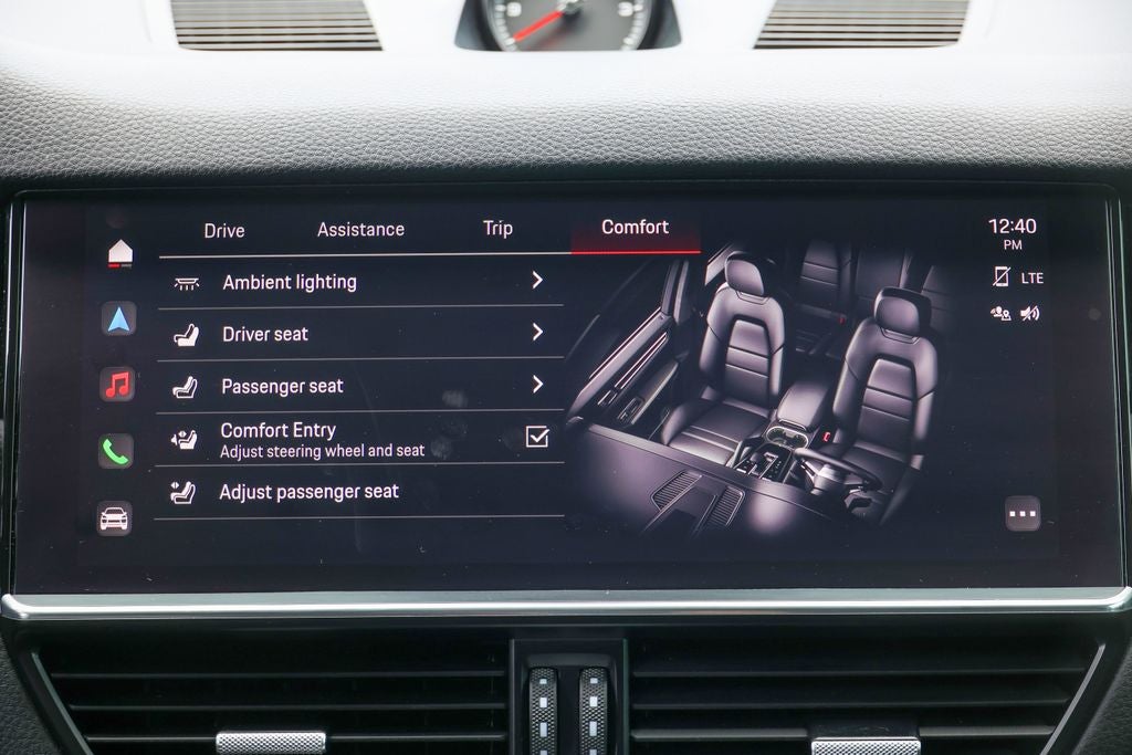 2023 Porsche Cayenne Base