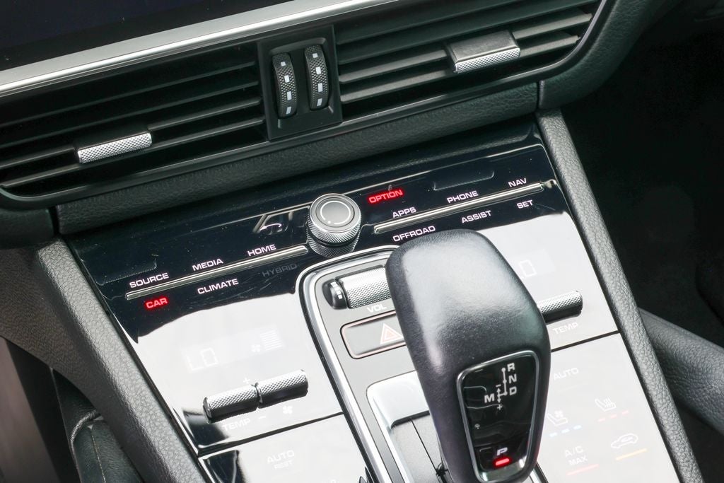 2023 Porsche Cayenne Base