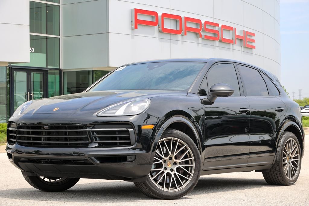 2023 Porsche Cayenne Base
