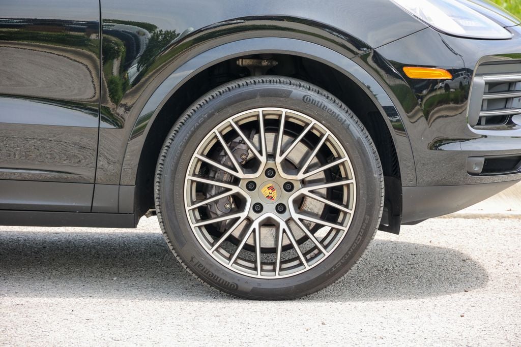 2023 Porsche Cayenne Base