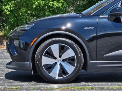 2024 Porsche Macan Electric 4