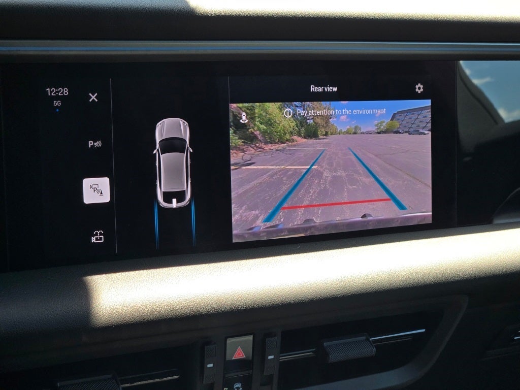 2024 Porsche Macan Electric 4