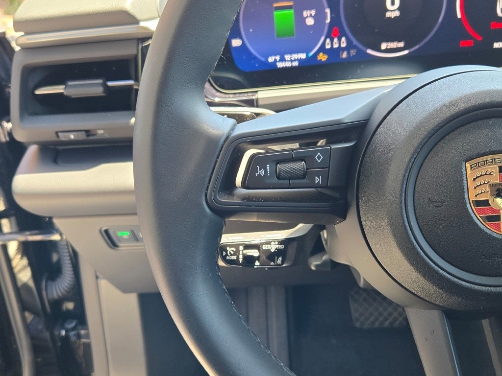 2024 Porsche Macan Electric 4