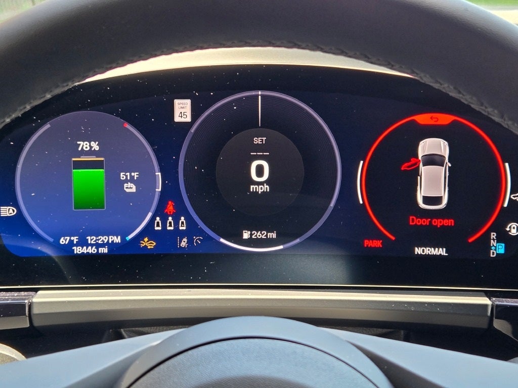 2024 Porsche Macan Electric 4