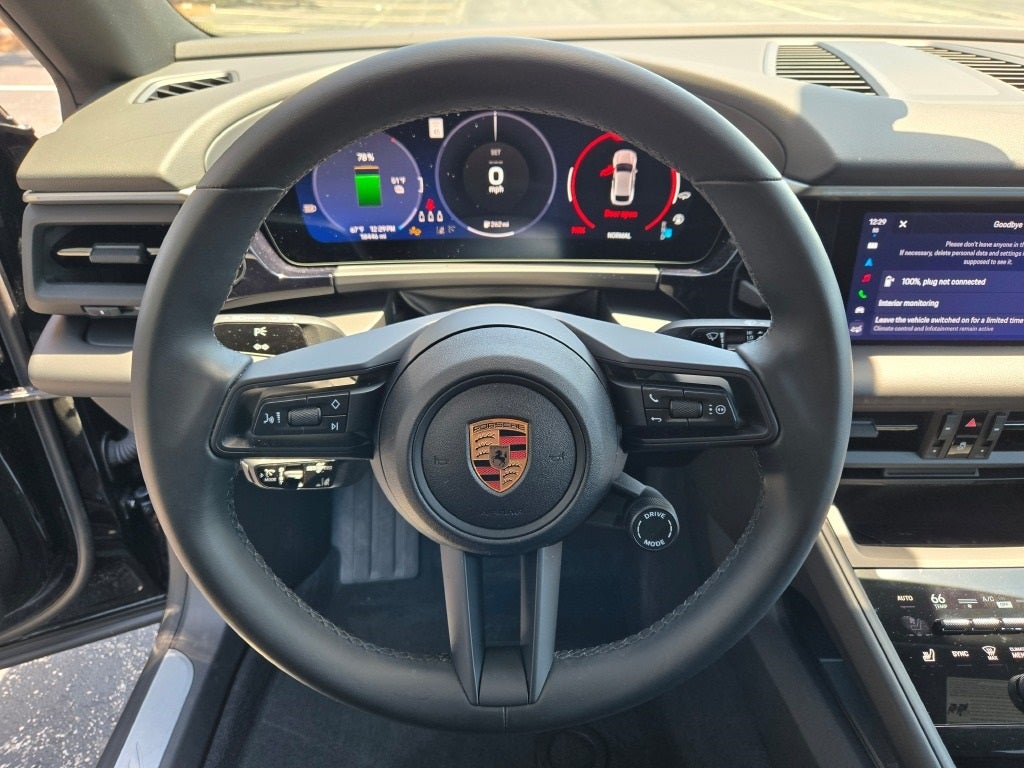 2024 Porsche Macan Electric 4
