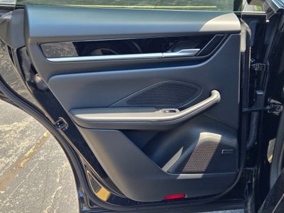 2024 Porsche Macan Electric 4