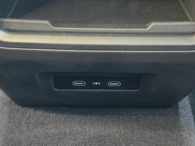 2024 Porsche Macan Electric 4