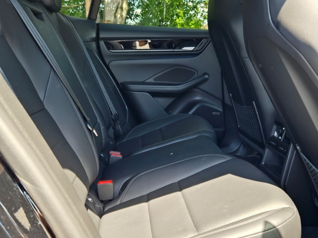 2024 Porsche Macan Electric 4