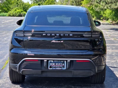 2024 Porsche Macan Electric 4