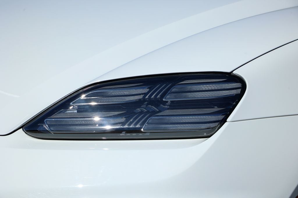 2025 Porsche Macan Electric 4