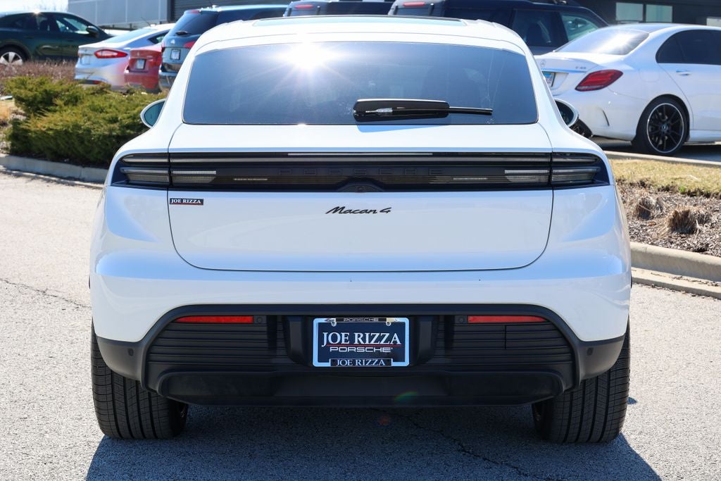 2025 Porsche Macan Electric 4