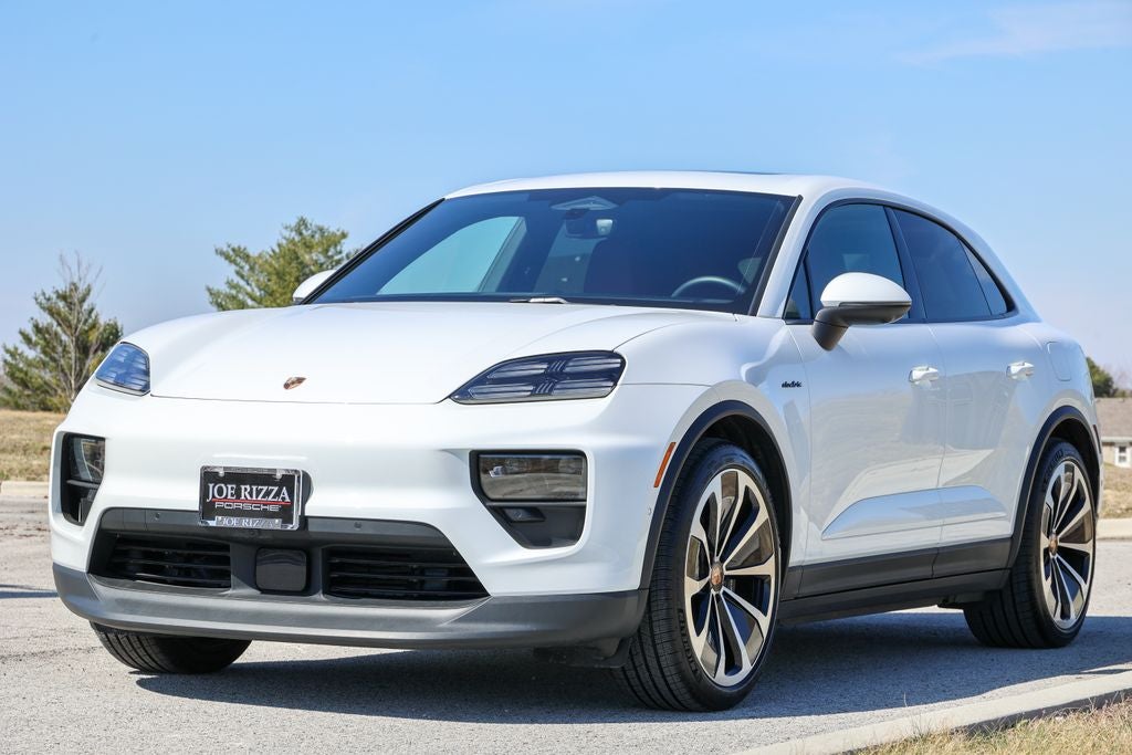 2025 Porsche Macan Electric 4