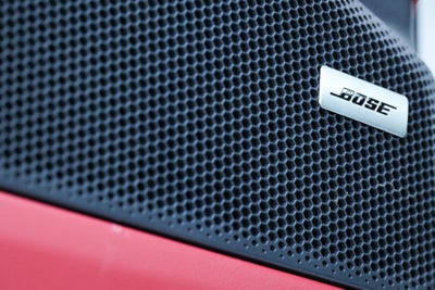 2025 Porsche Macan Electric 4