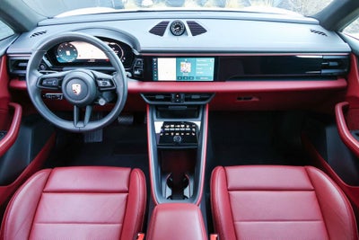 2025 Porsche Macan Electric 4