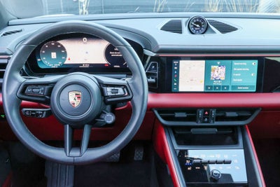 2025 Porsche Macan Electric 4