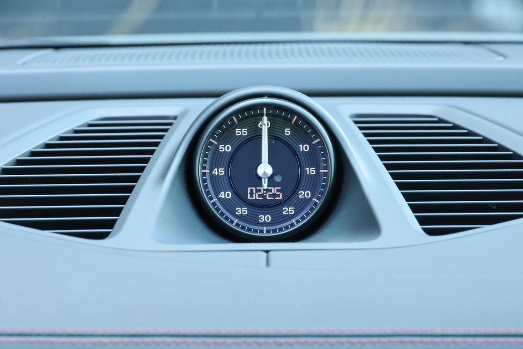 2025 Porsche Macan Electric 4