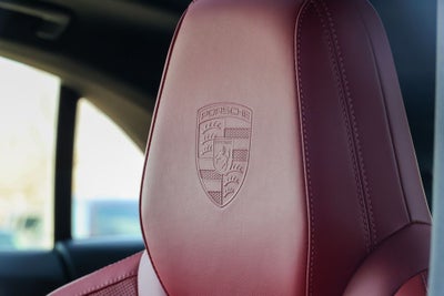 2025 Porsche Macan Electric 4