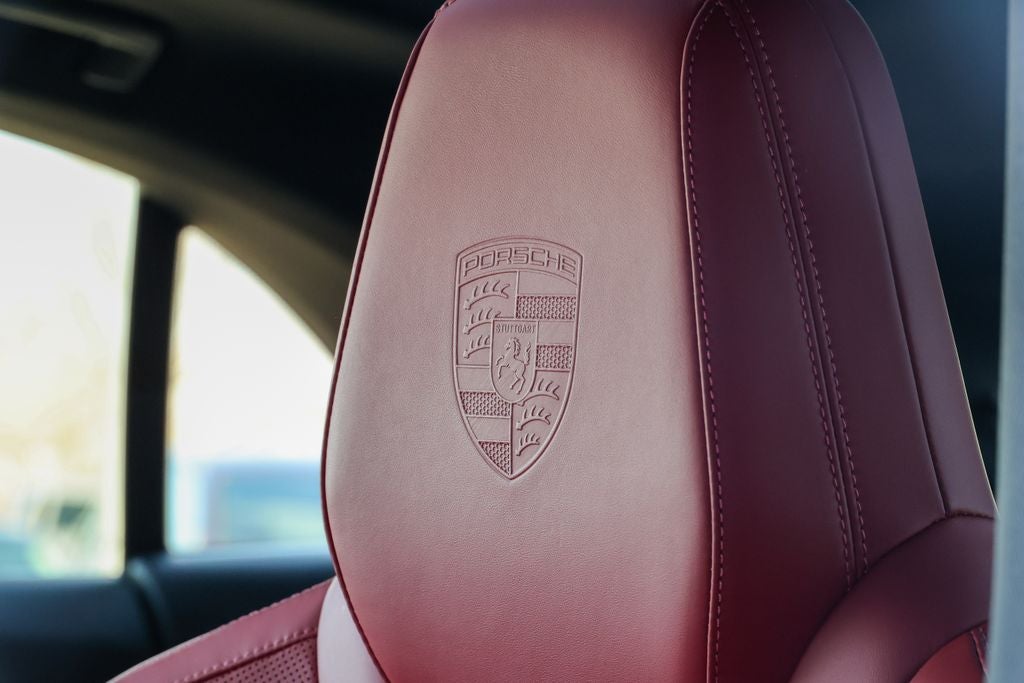 2025 Porsche Macan Electric 4