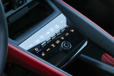 2025 Porsche Macan Electric 4