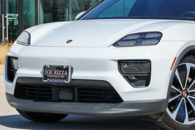 2025 Porsche Macan Electric 4