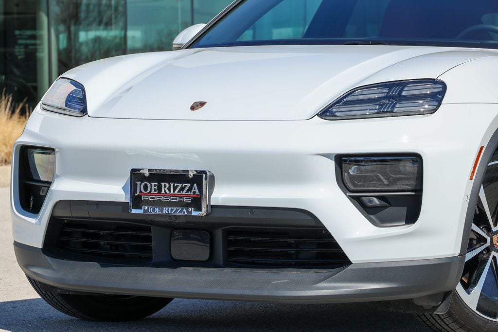 2025 Porsche Macan Electric 4