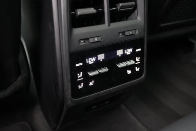 2025 Porsche Macan Electric 4