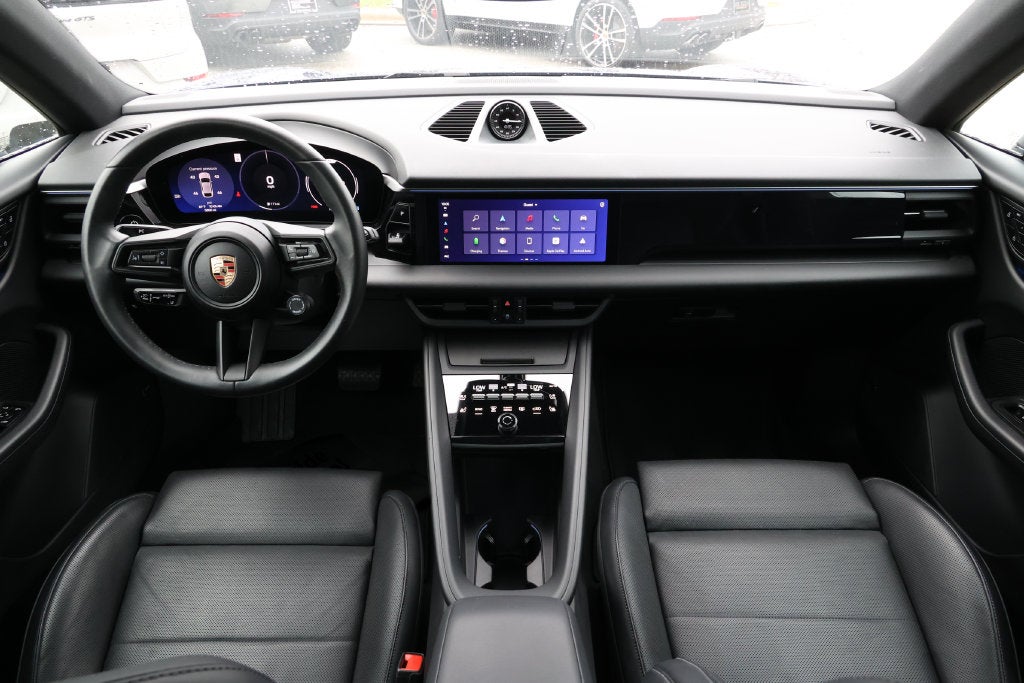 2025 Porsche Macan Electric 4