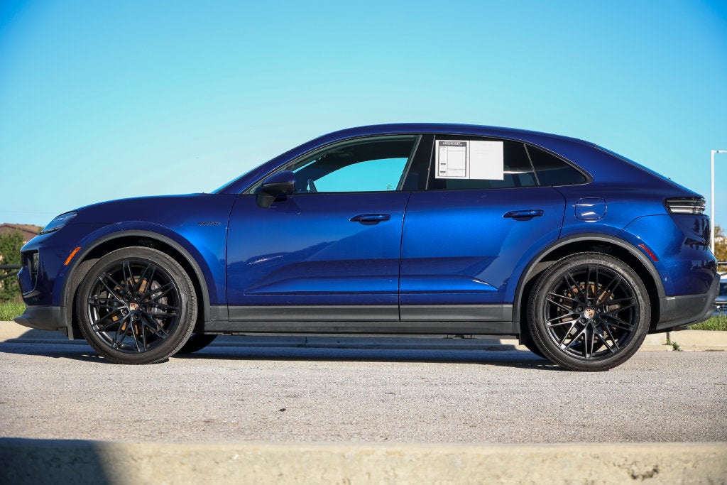 2025 Porsche Macan Electric 4