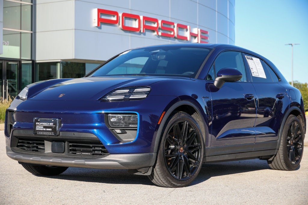 2025 Porsche Macan Electric 4