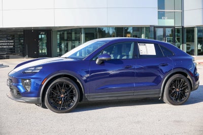 2025 Porsche Macan Electric 4