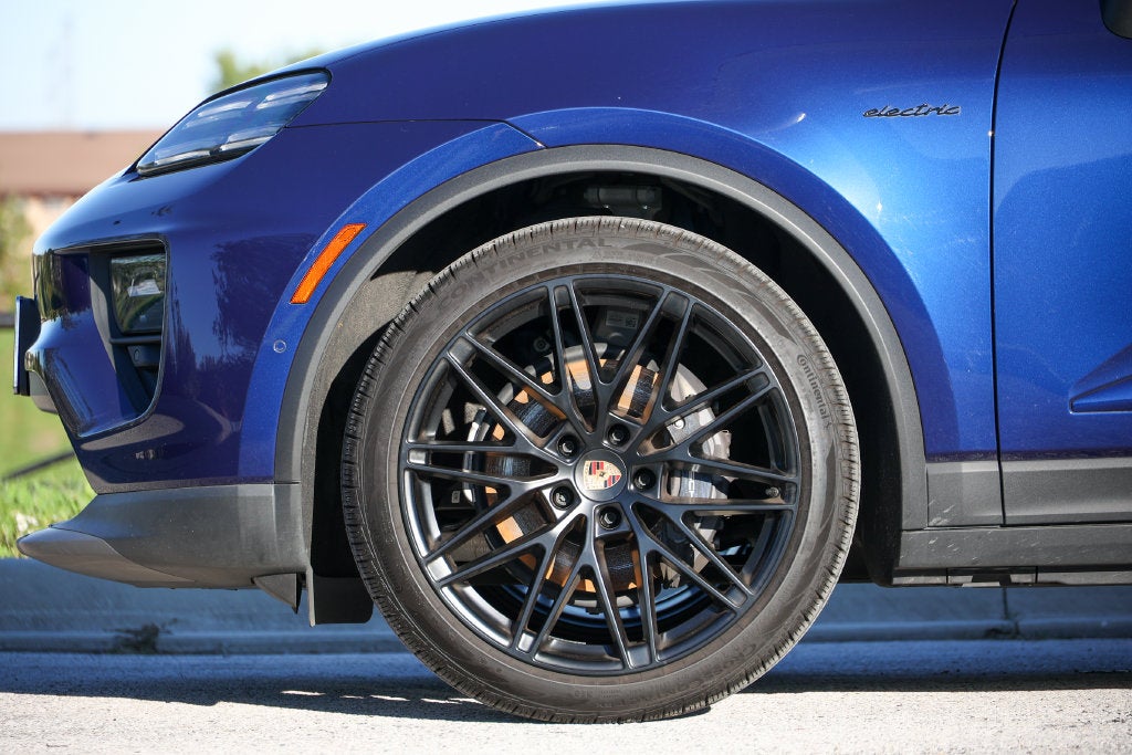 2025 Porsche Macan Electric 4