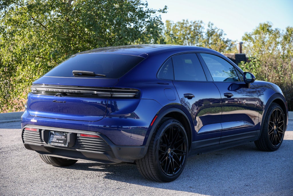 2025 Porsche Macan Electric 4