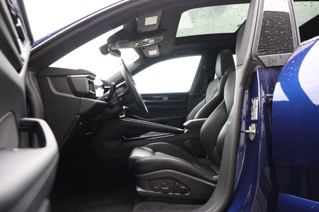 2025 Porsche Macan Electric 4