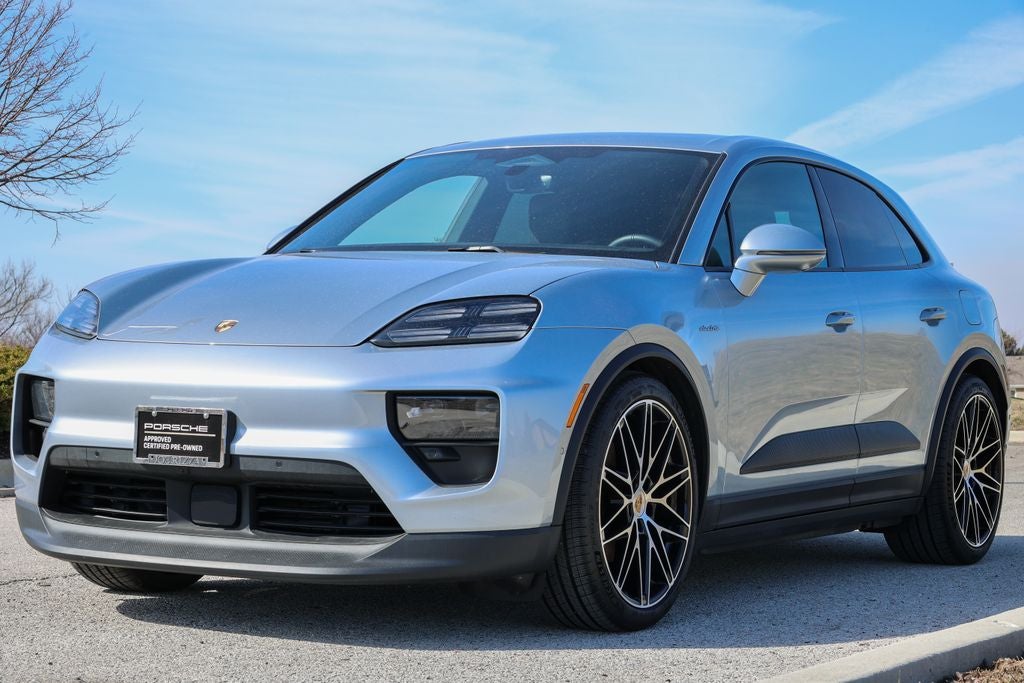 2025 Porsche Macan Electric 4