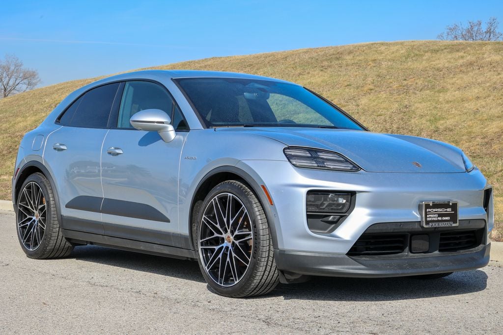 2025 Porsche Macan Electric 4