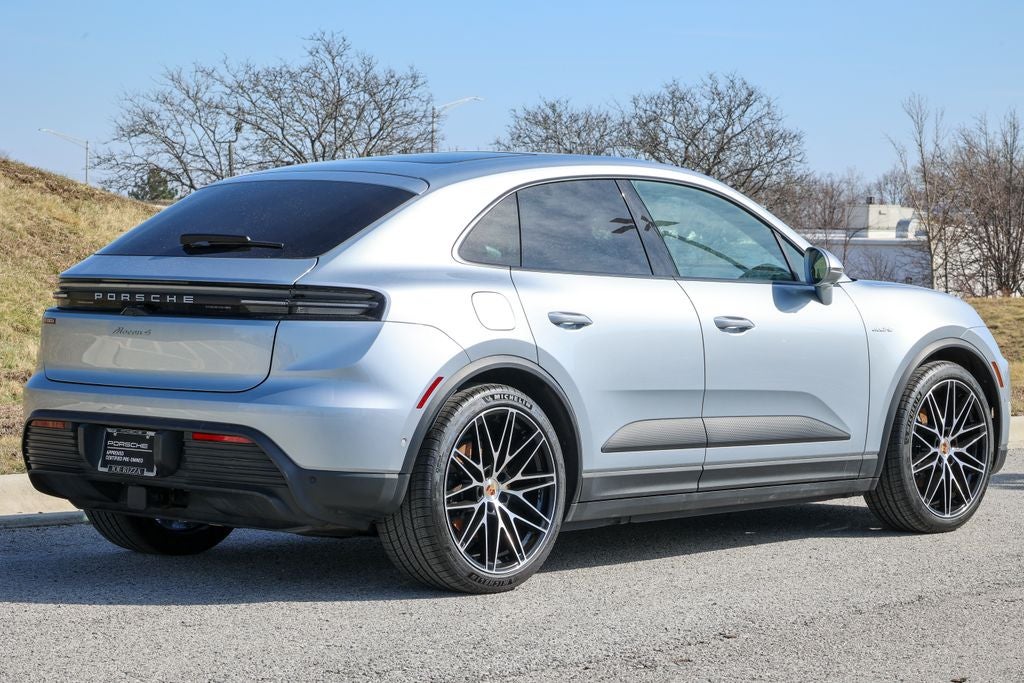 2025 Porsche Macan Electric 4