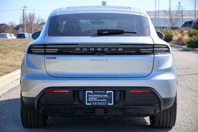 2025 Porsche Macan Electric 4
