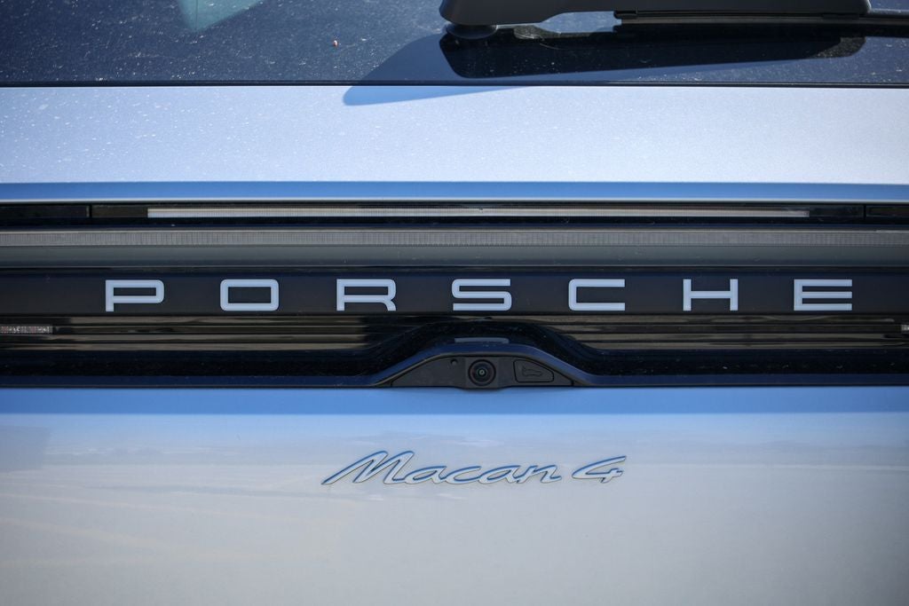 2025 Porsche Macan Electric 4