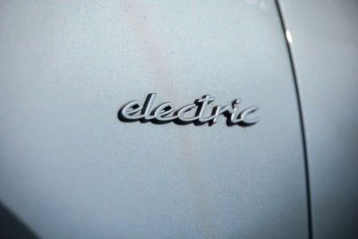 2025 Porsche Macan Electric 4