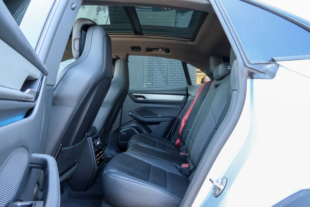 2025 Porsche Macan Electric 4