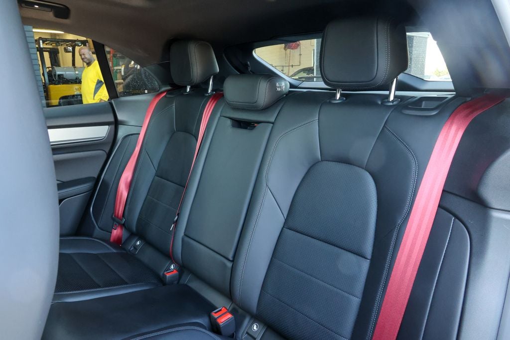 2025 Porsche Macan Electric 4