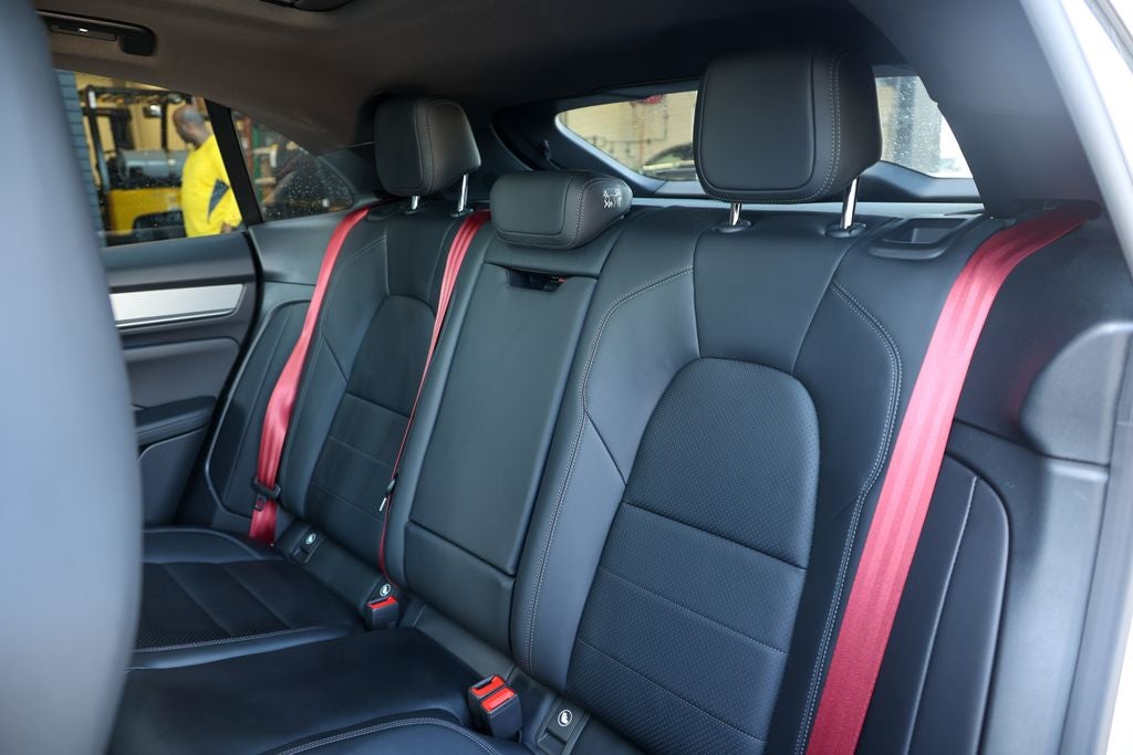 2025 Porsche Macan Electric 4