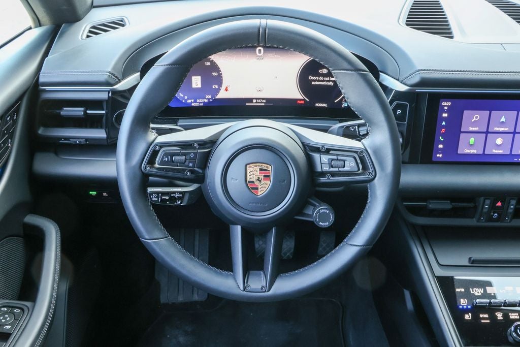 2025 Porsche Macan Electric 4