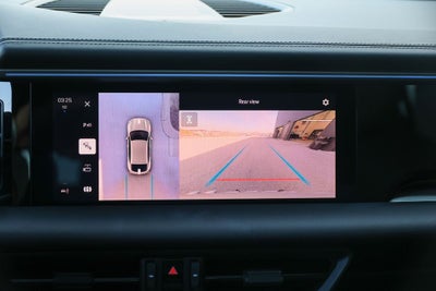 2025 Porsche Macan Electric 4