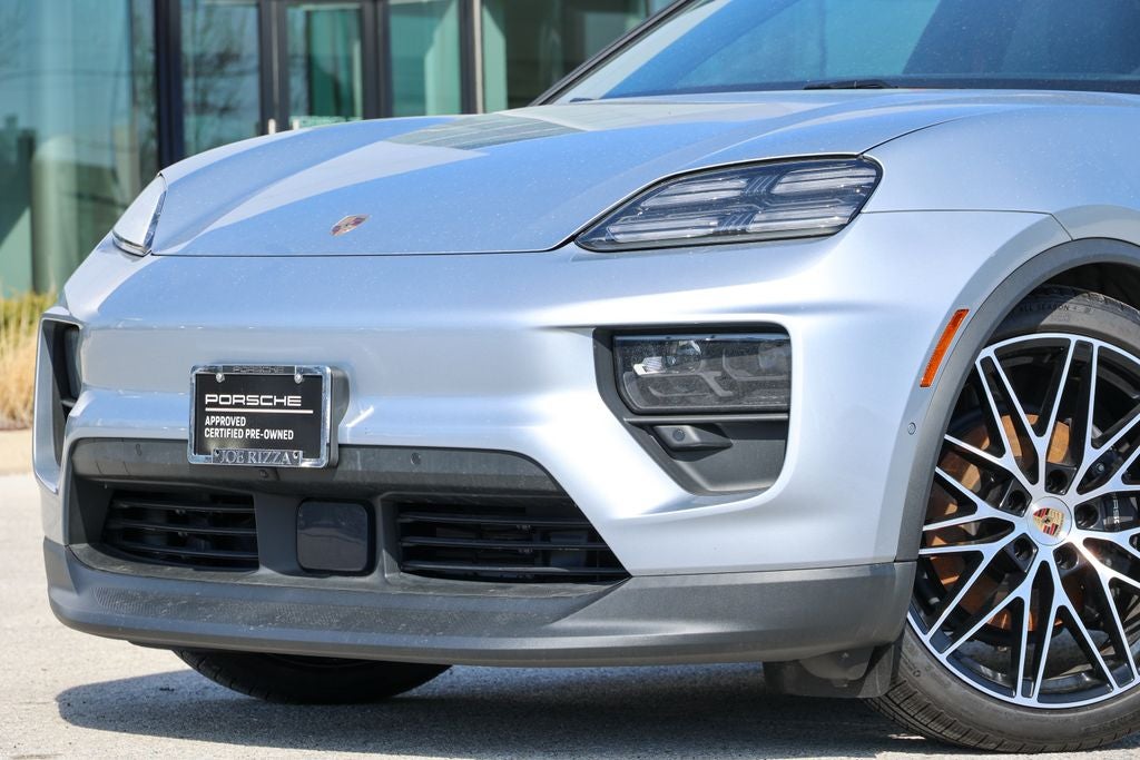 2025 Porsche Macan Electric 4