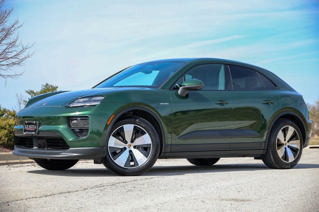2025 Porsche Macan Electric 4