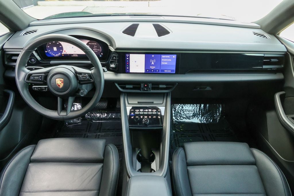 2025 Porsche Macan Electric 4